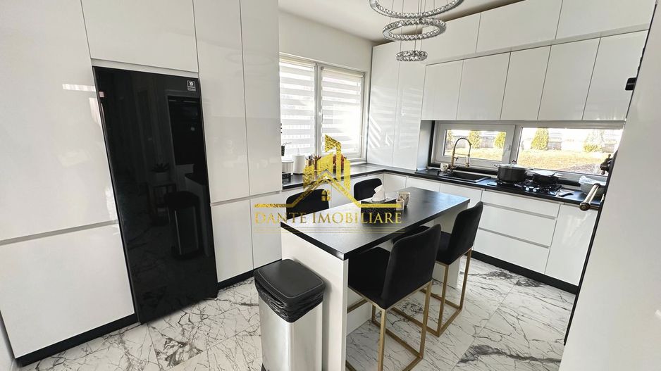 Casa individuala, 5 camere, mobilata lux, utrafinisata, Chinteni - Poză 27