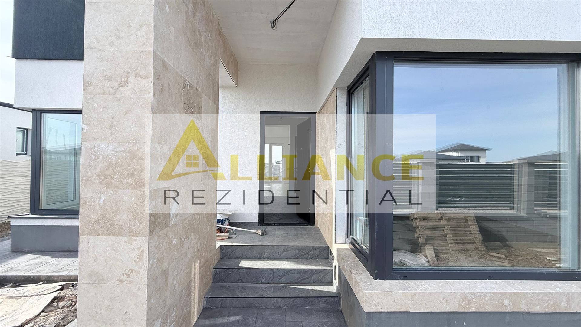 Casa Individuala - 4 camere - 2 bai - 371 mp teren - Poză 5