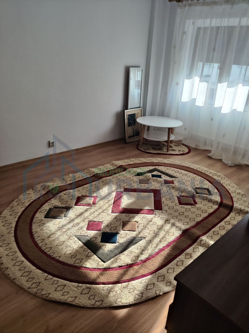 Apartament cu 3 camere de închiriat în Târgu Frumos, lângă Școala Gimnazială Garabet Ibrăileanu - Poză 4
