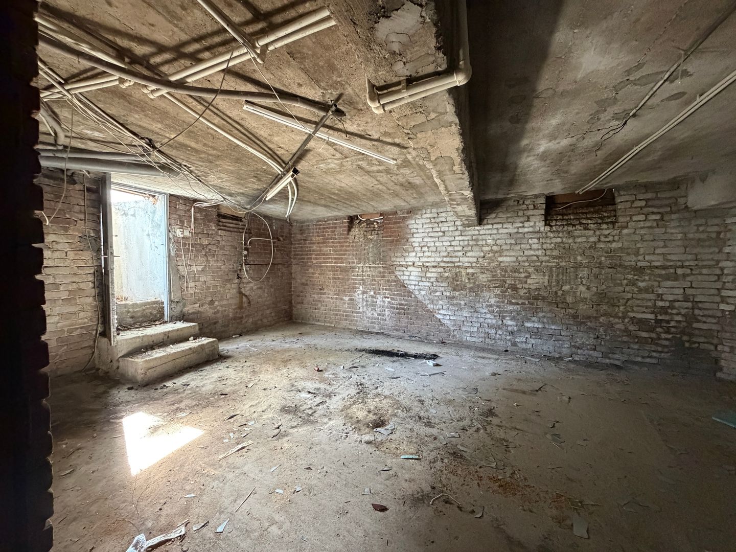 Parte de casă cu 3 camere, curte proprie și teren – Str. Ion Baiulescu - Poză 25
