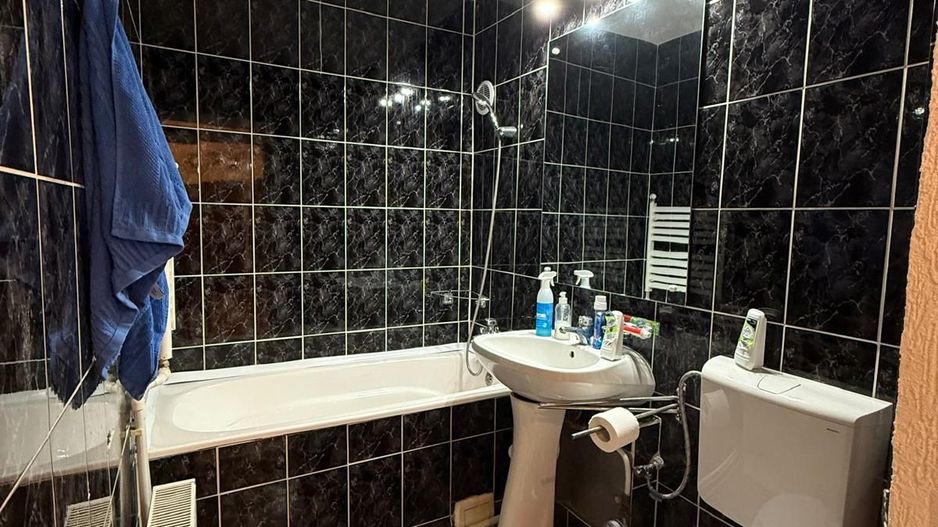 Apartament decomandat - 3 Camere - Mazepa 1 - 74.900 Euro - Poză 10