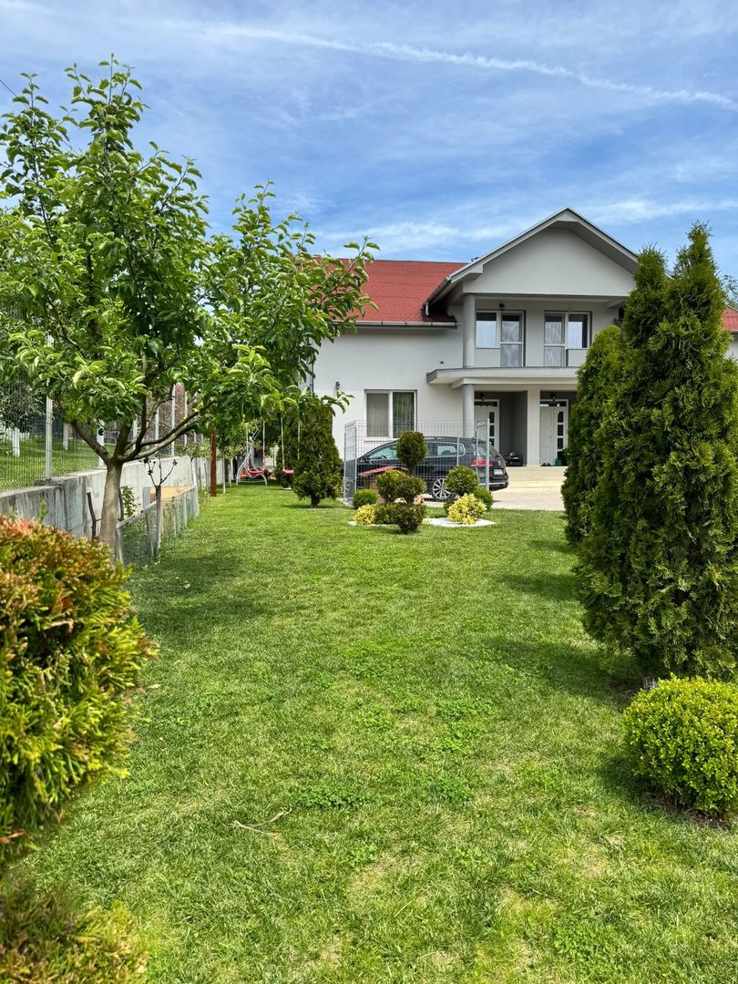 Casa Hidiselu de Jos mobilata utilata - Poză 15