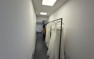 Spatiu comercial/birouri, zona buna, circulata, cladire moderna - Poză 4
