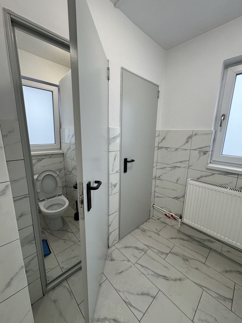 Spatii birouri de inchiriat renovate moderne L329 - Poză 26