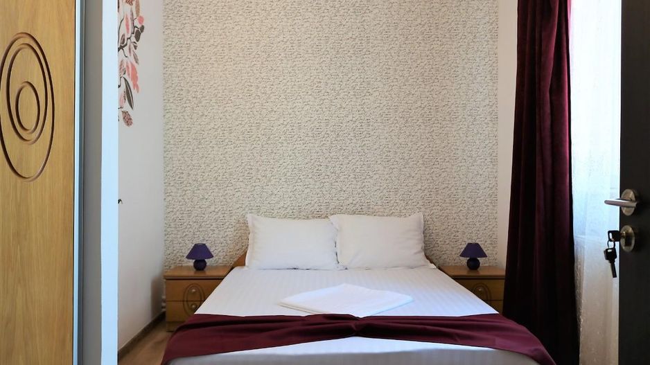 Mamaia Nord - Langa Mare, pensiune la cheie, 11 camere, 9 bai! - Poză 13