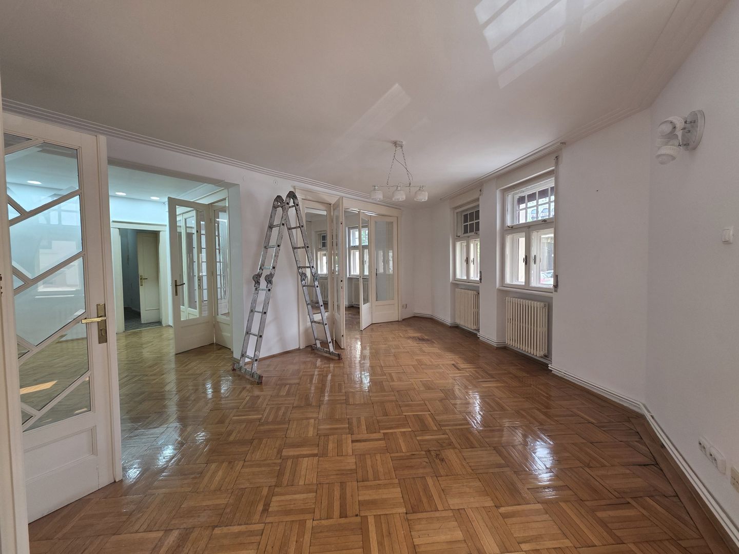 Apartament 4 camere de inchirat Armenasca Romana - Poză 2