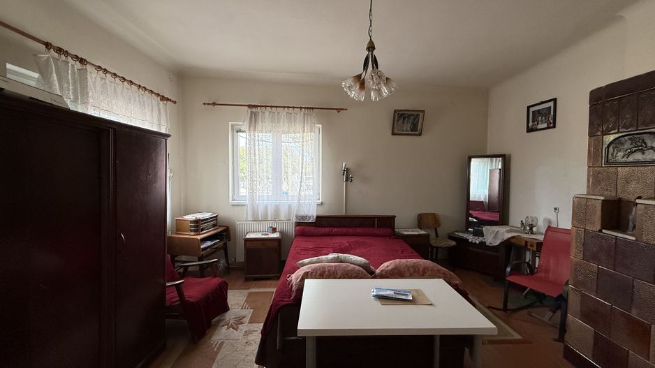 De vanzare apartament de 94MP cu curte de 90 MP - Poză 5
