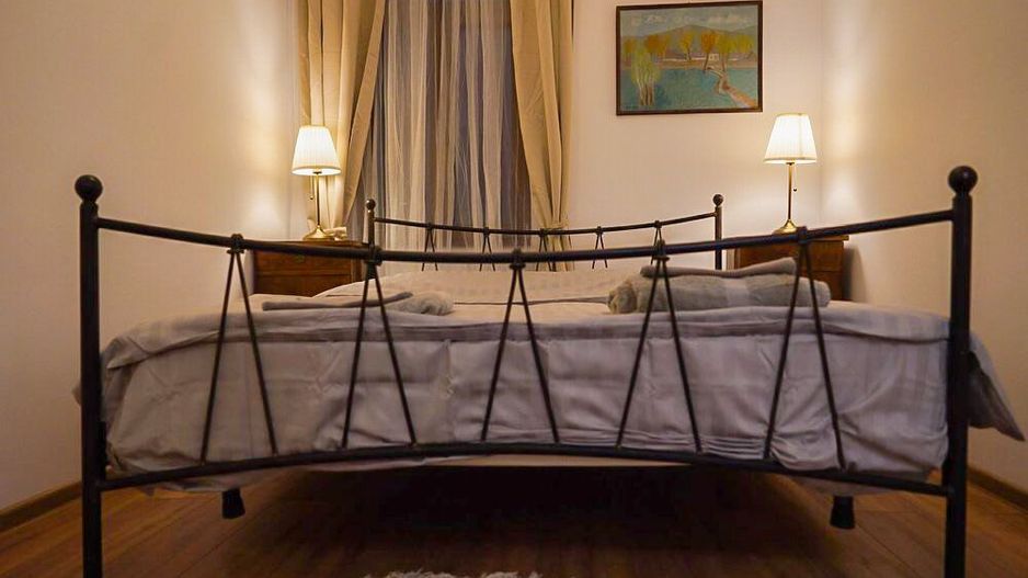 Apartament ultracentral, 2 dormitoare, 58 mp. 120 000 E. Comision 0. - Poză 12