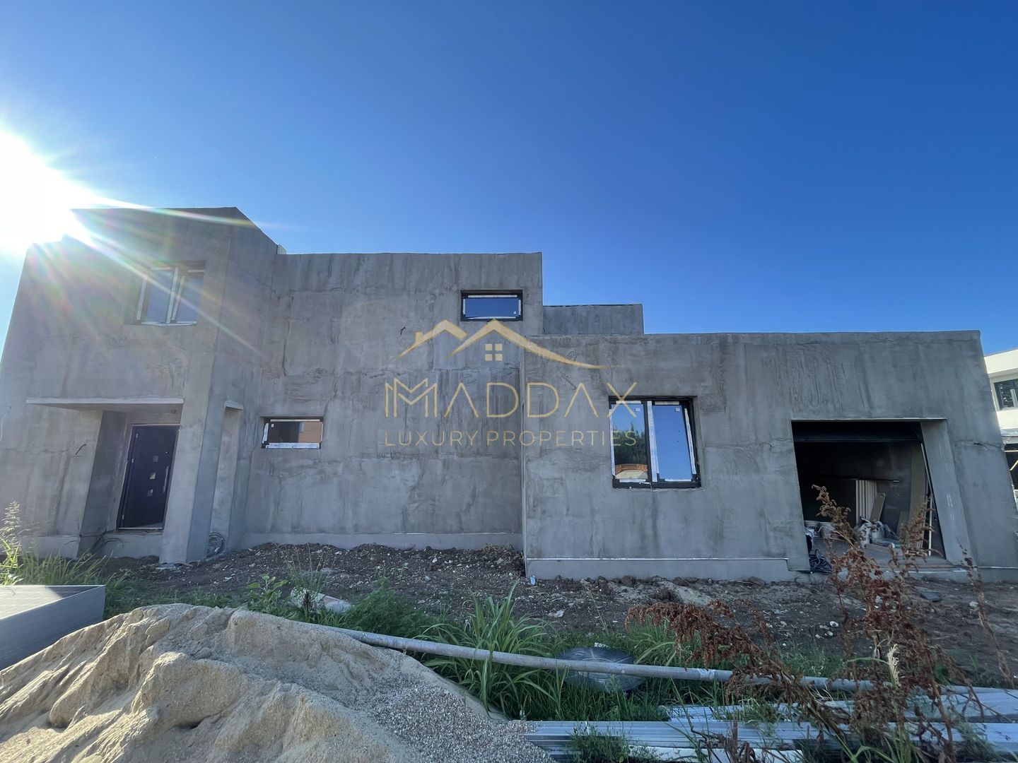 Vila cu 5 camere *200mp* utili // curte 425mp // Corbeanca - Poză 2