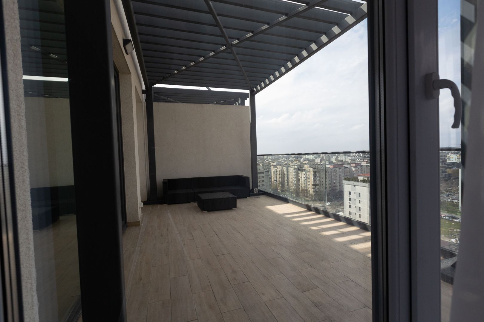 De Inchiriat Apartament 3 Camere de Lux, pe 2 Nivele, Sebastian sect.5 - Poză 34