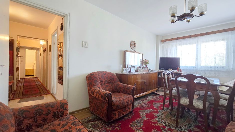 Apartament 3 camere zona Astra - Poză 4