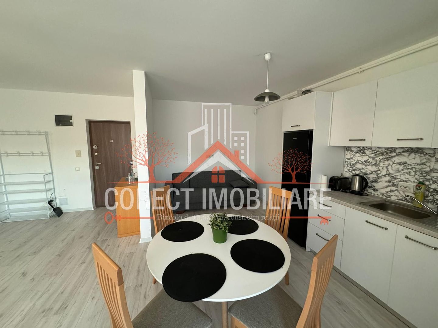 Apartament de vanzare in bloc nou - curte privata si panorama verde - Poză 3