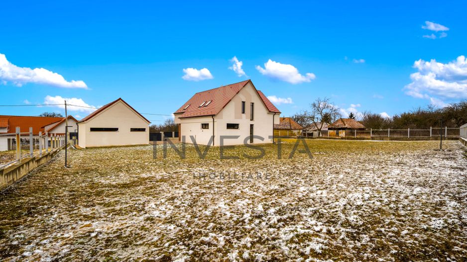 Casa individuala 256 mp utili, teren 2000 mp, Aiton, garaj dublu - Poză 23