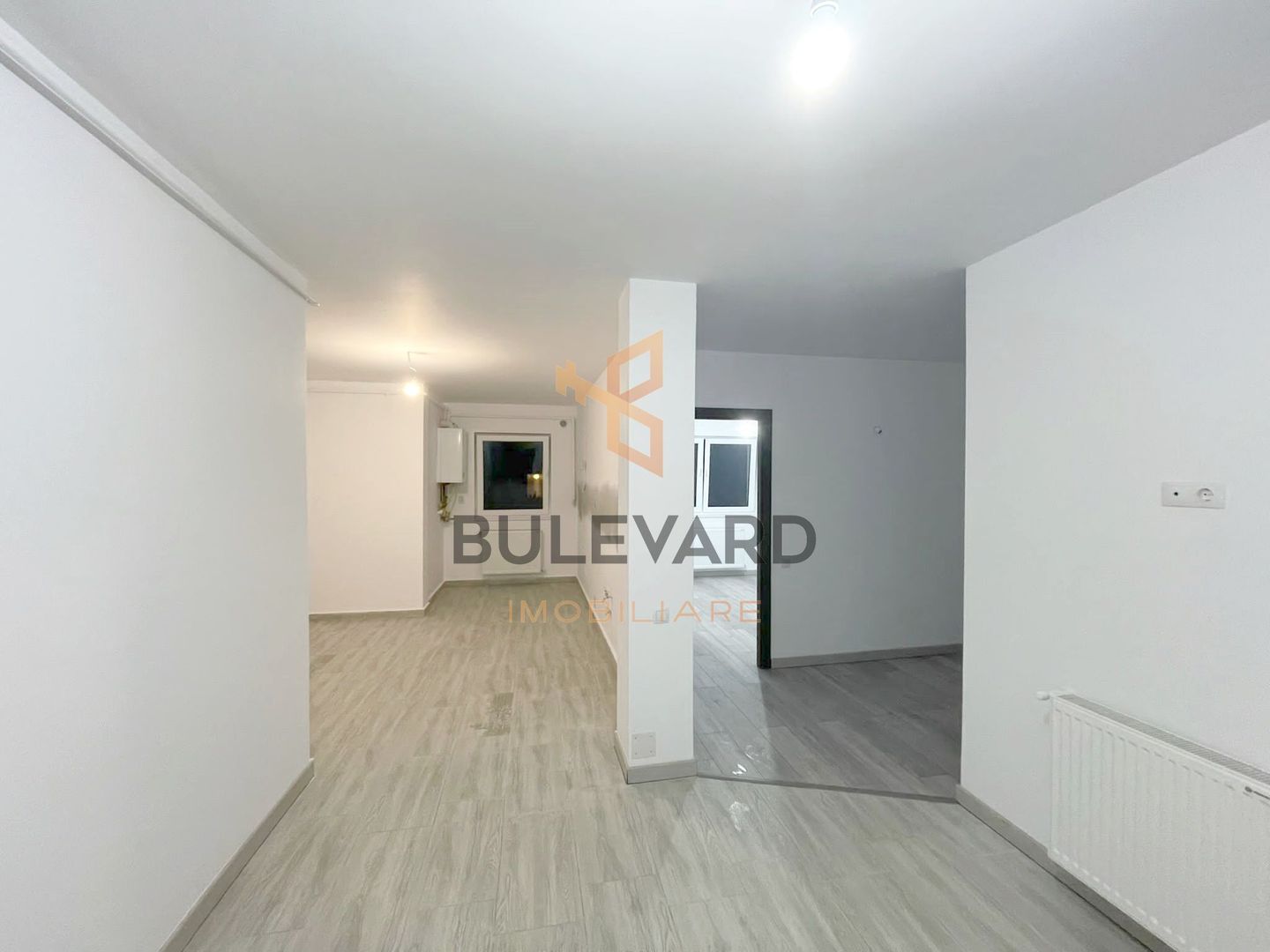 Apartament cu 2 camere + parcare, zona Vivo! - Poză 4