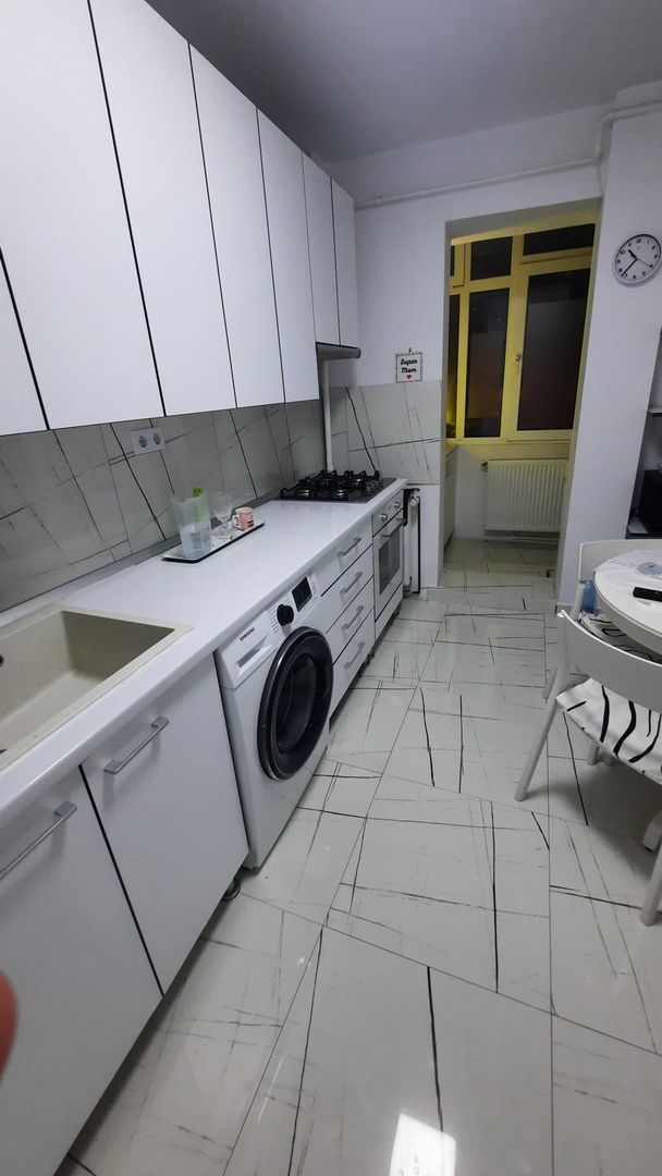 3 camere decom. , 2 bai, etaj 1, Mazepa 1 , renovat, mobilat, utilat - Poză 2