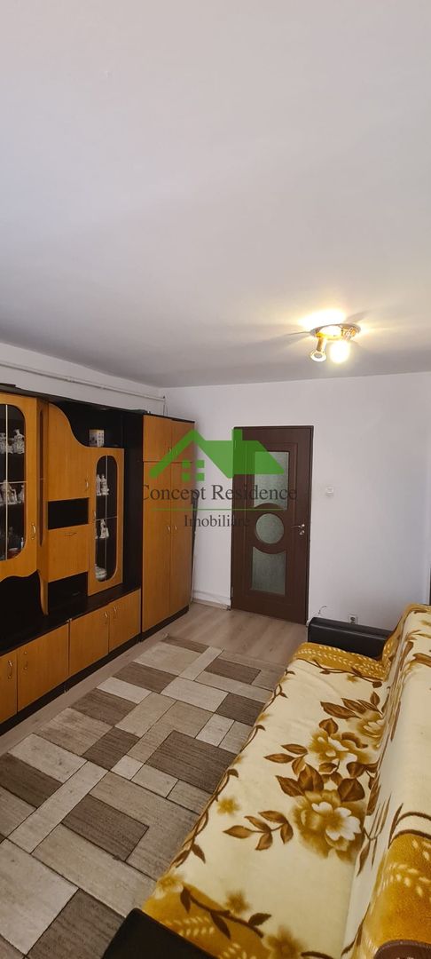 Garsonieră 32 mp, modificata in 2 incaperi – Motorului, etaj 1 - Poză 1