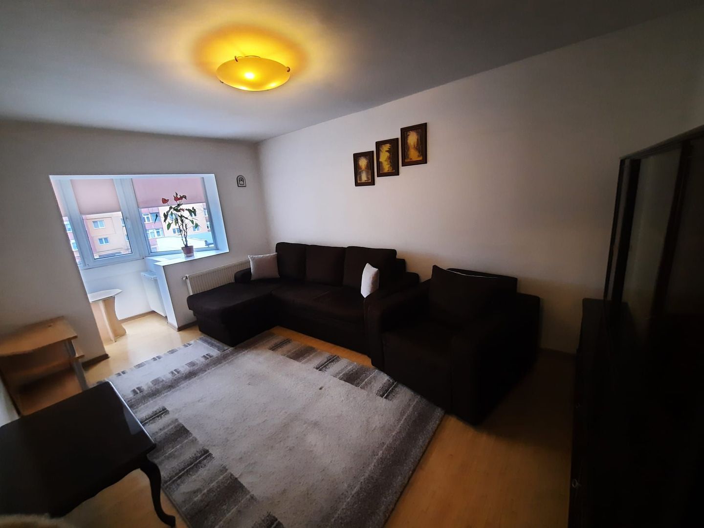 Inchiriere 2 camere decomandat - Poză 2