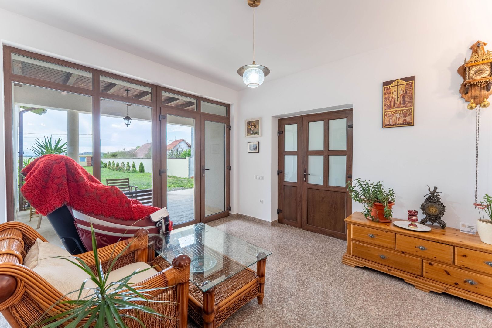 Oportunitate Rară | Proprietate Exclusivă în Izvor - Poză 9