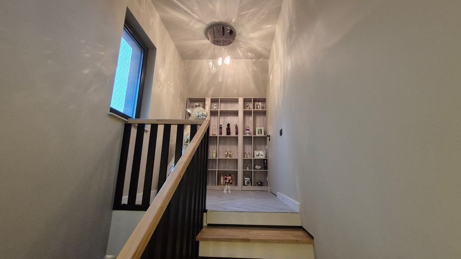 VILA NOUA | MOBILATA SI UTILATA | DAMAROAIA | LANGA PETROM CITY - Poză 35