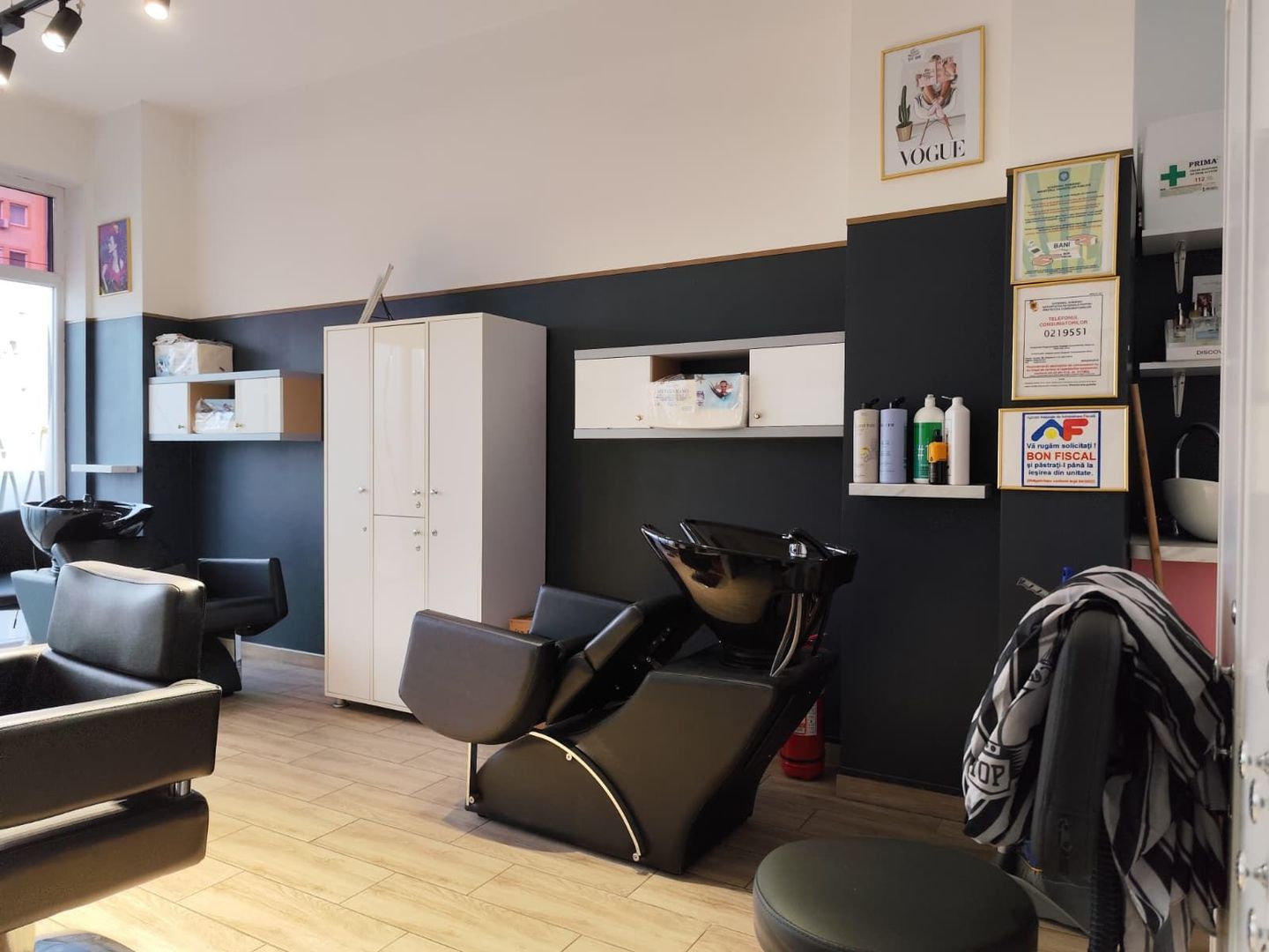 Inchiriere salon de infrumusetare – afacere la cheie, zona Lidl Iosia - Poză 5