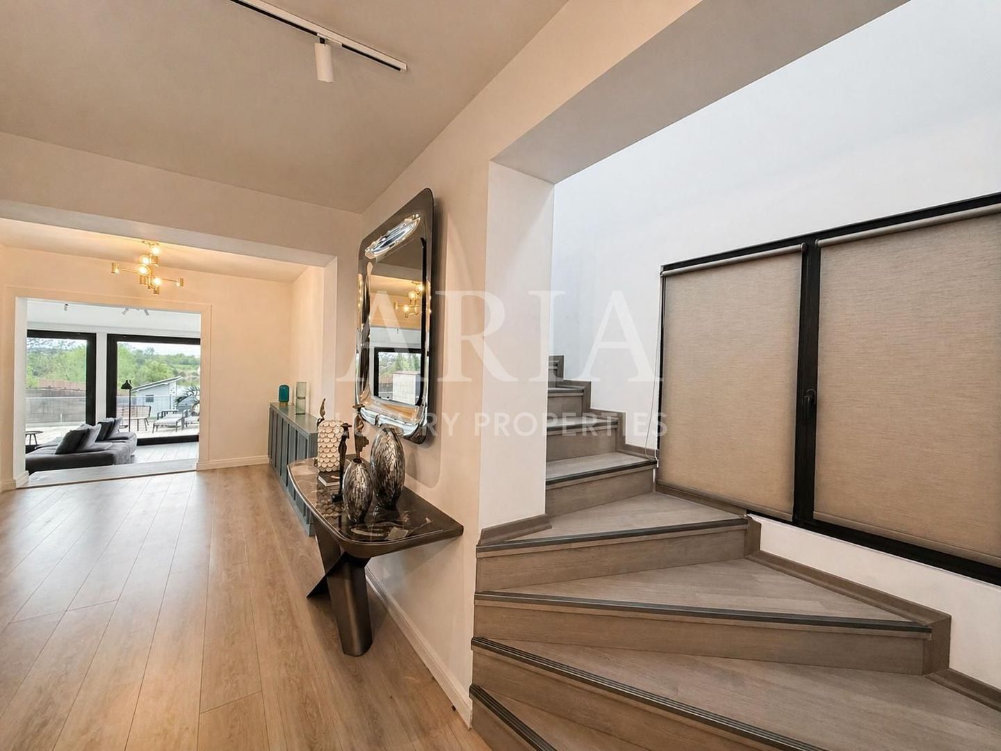 VILĂ INDIVIDUALA LAKEFRONT SNAGOV | POOL - Poză 12