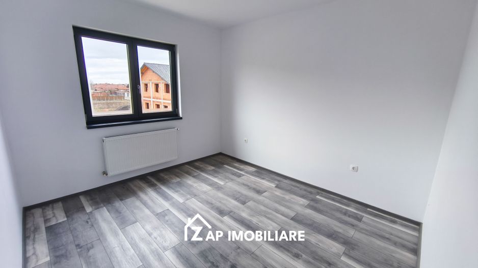 Casa la cheie 4 camere -  Sângeorgiu de Mures - Poză 8