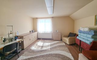 Comision 0! Casa 206 mp utili + pod 60 mp, 4 parcari, 304 mp teren - Poză 17