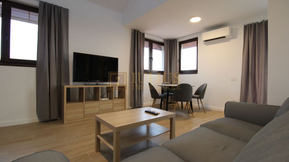 LOFT amenajat modern, 2 bai. Zona de sud. - Poză 1