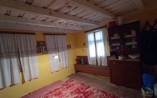 Gospodărie tradițională de vânzare în Poiana Sibiului – doar 25.000 Euro - Poză 14