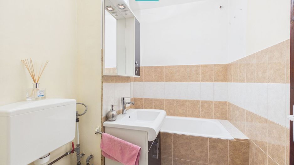 Garsoniera mobilata, Piata Rogerius, 34 mp - Poză 5