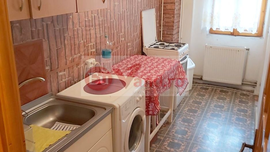De inchiriat - garsoniera, strada Brailei (Kaufland) - mobilata, 250 euro - Poză 3