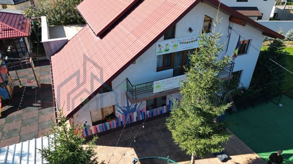 Casă de închiriat în Miroslava, aproape de Family Market - Poză 1