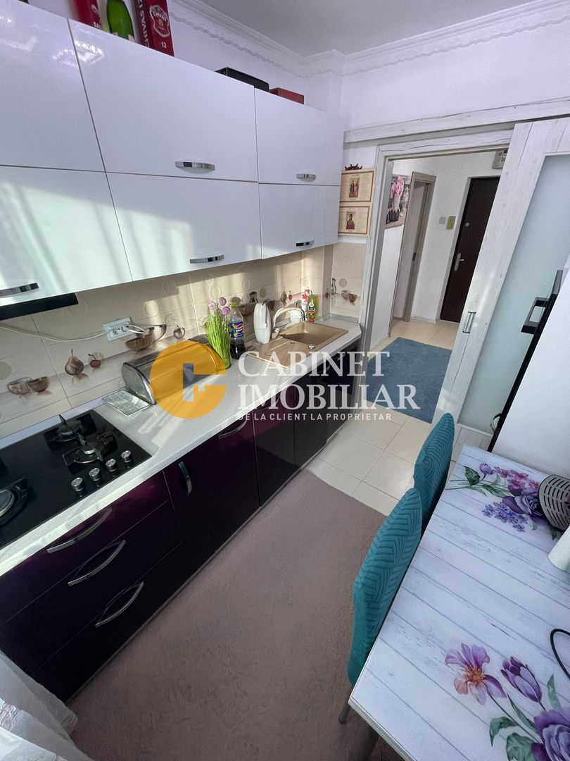 FARA RISC - PODU ROS - LICEUL EMIL RACOVITA - 3 CAMERE - RENOVAT - Poză 9