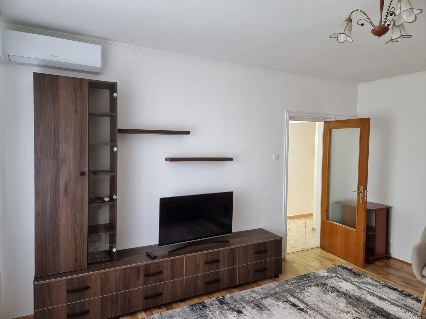 Apartament 3 camere de închiriat Piața Sudului - Poză 3