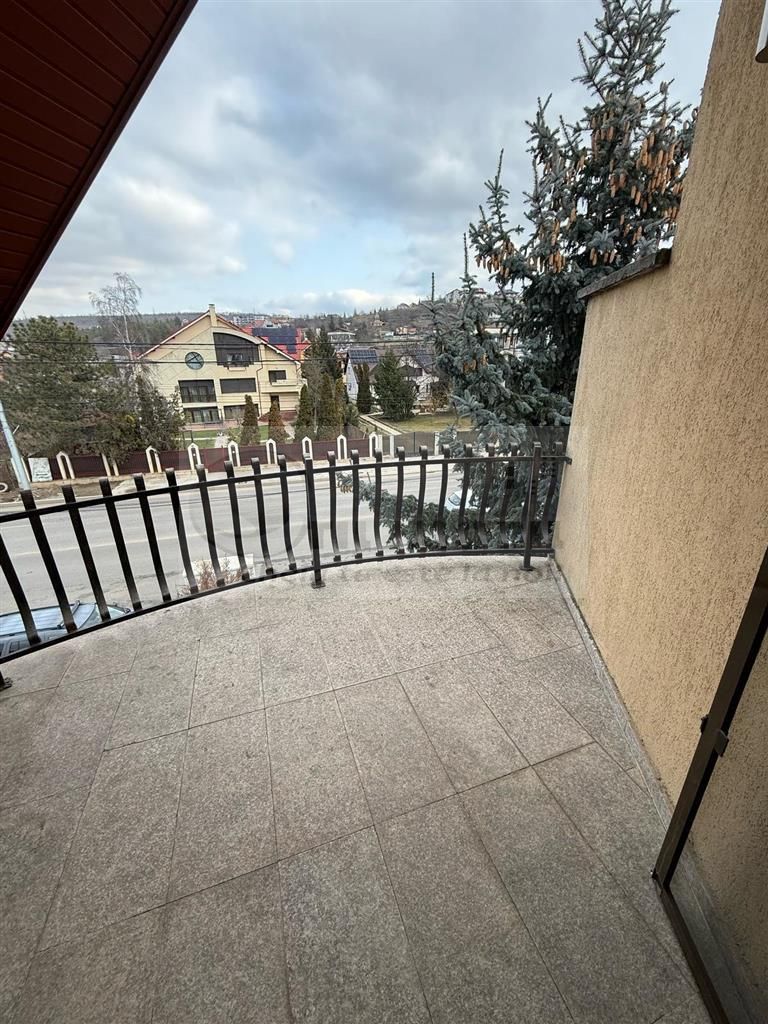 Vila 3 Camere- Zona Bucium- 850 euro - Poză 9