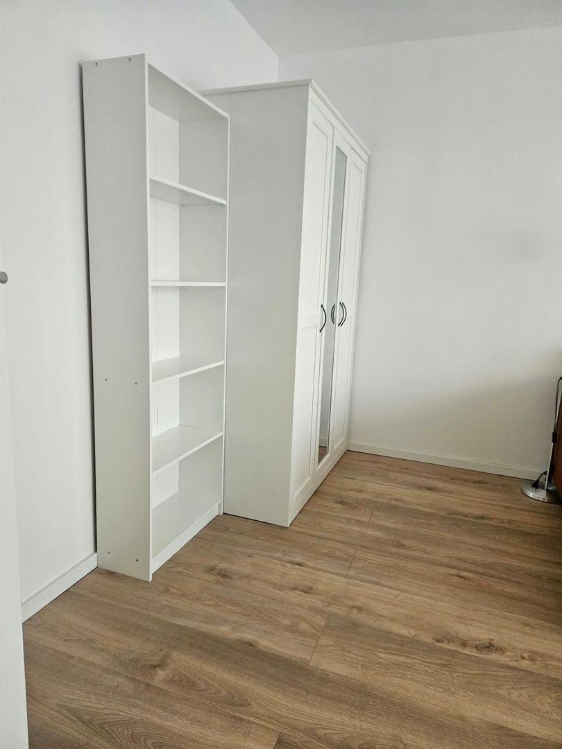 Garii -Garsoniera moderna la prima inchiriere  in bloc de apartamente - Poză 2
