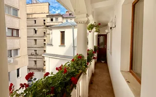 Piata Unirii Fantani Vila  500 mp utili curte 204 mp - Poză 16