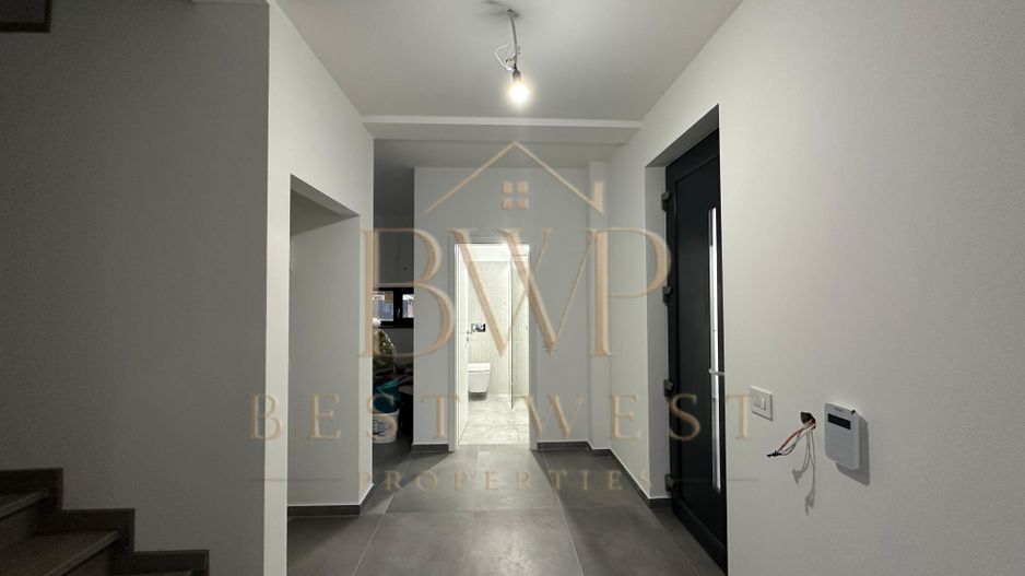 Duplex 1/2, 4 camere, 3 băi, la strada principală Mosnita Veche - Poză 4