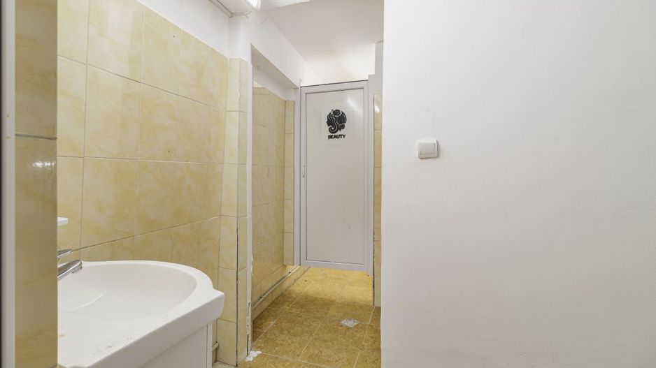 Spatiu comercial de vanzare - Poză 11