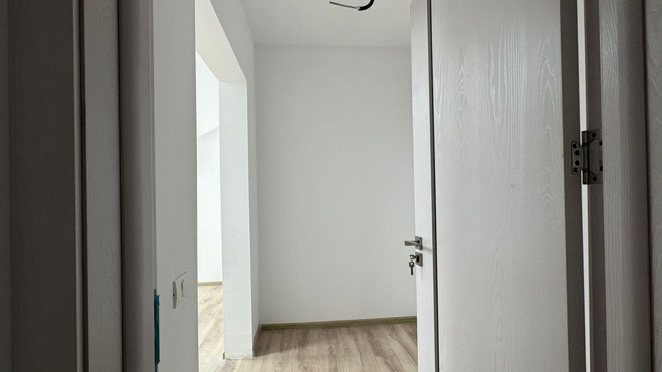 SENZATIONAL! Apartament 4 Camere Decomandate si Terasa  - Berceni - Poză 11