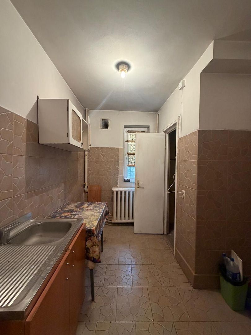 2 camere  vedere spate Bd. Dinicu Golescu-Gara de Nord - Poză 3