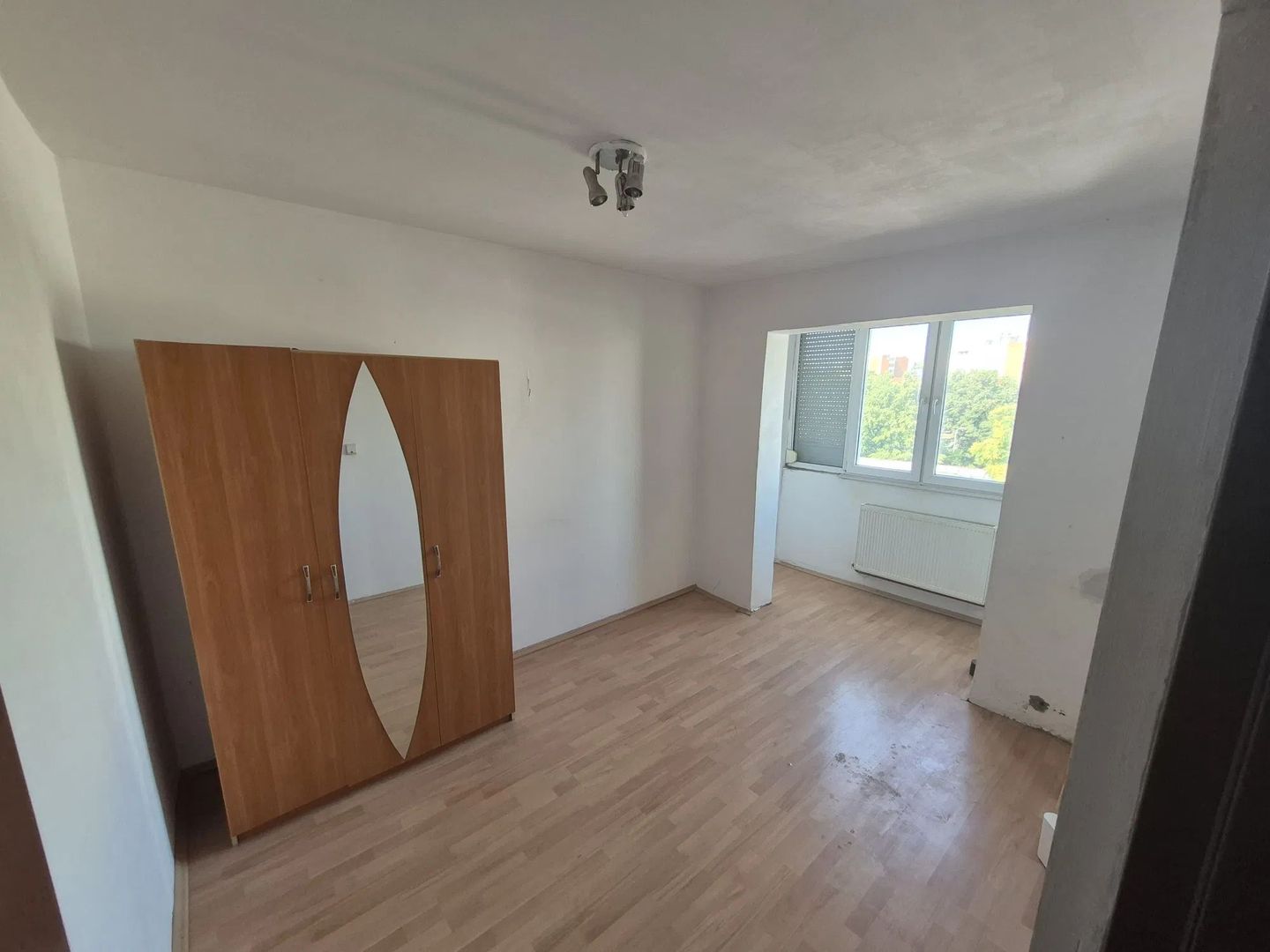 Apartament 3 camere | 55 mp | Centrală proprie | Piața Doina | - Poză 4