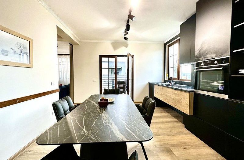 Design modern - casa in Dumbravita - Poză 12