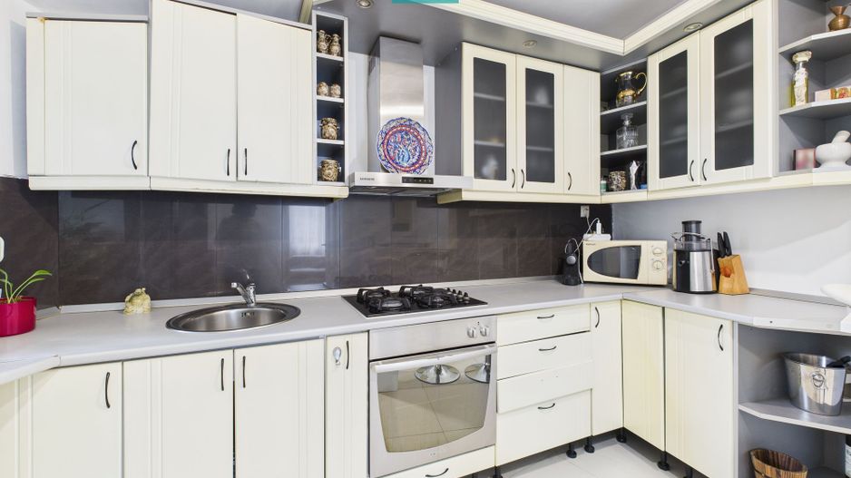 Apartament cu 2 camere și terasă generoasă - Poză 9