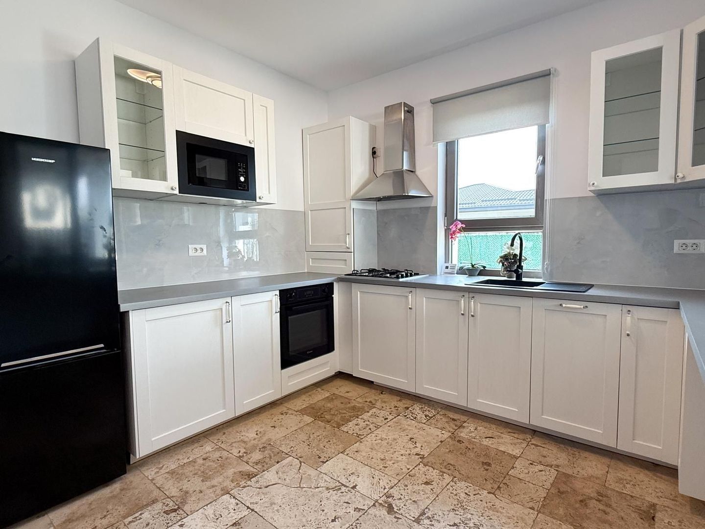 Nature&Comfort**4 Room Villa Corbeanca**Commission 0% - Poză 6
