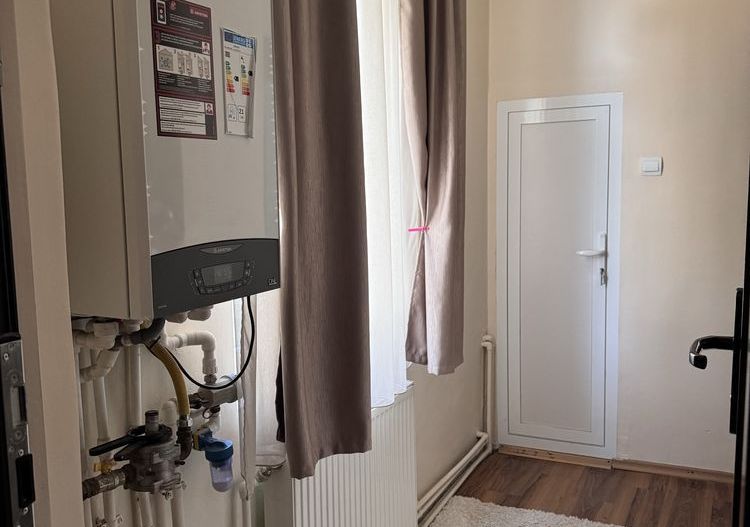 Casa de inchiriat – zona ultracentrala - Poză 2