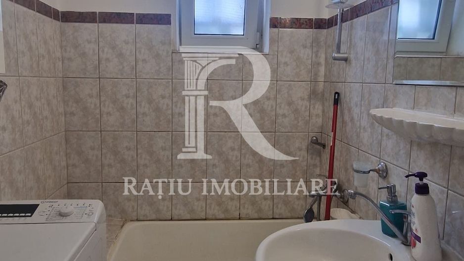 Apartament cu 2 camere | Piata 1 Decembrie | Ultracentral | Oradea - Poză 8