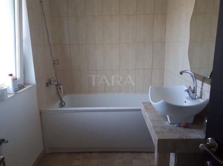 Apartament finisat modern cu 3 camere in Floresti - Poză 5