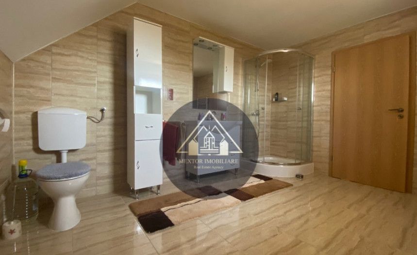 Casă mare și modernă - Poză 21