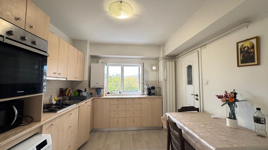 Apartament cu 3 camere decomandate | 72 mp | Piața Timotei Cipariu - Poză 2